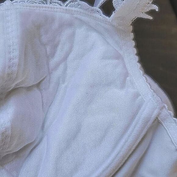Triumph white floral lace underwire lined unpadded bra 38C - Picture 13 of 16